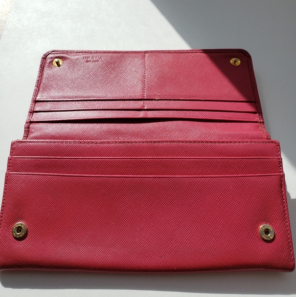Authentic Prada Saffiano Large Wallet, Pink - Picture 11 of 16